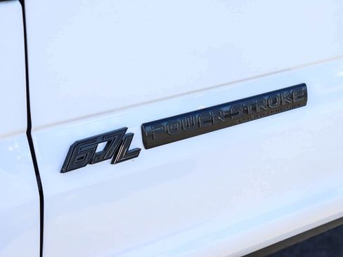 Used 2019 Ford F250 XLT w/ XLT Value Package AWD/4WD image 14