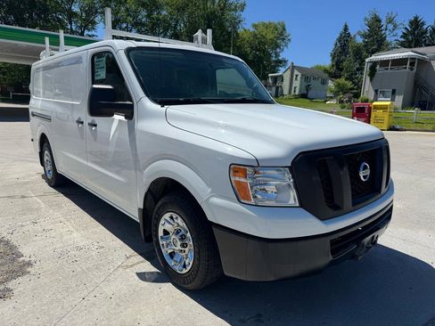 Used 2018 Nissan NV 2500 SV RWD image 7