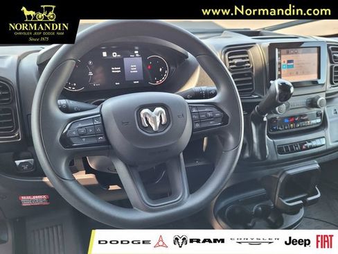 Used 2025 RAM ProMaster 2500 w/ U-Haul Equipment Group FWD image 7