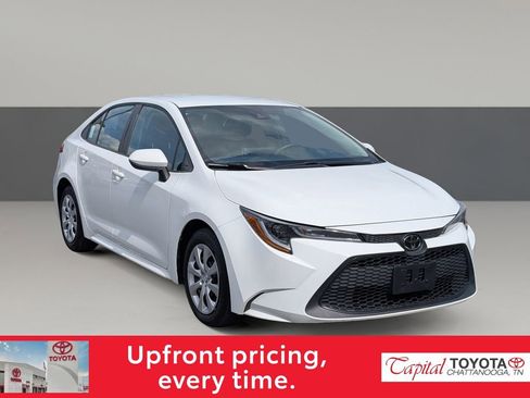 Used 2021 Toyota Corolla LE w/ Carpet Mat Package (TMS) image 1
