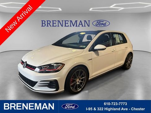 Used 2018 Volkswagen GTI SE FWD image 1