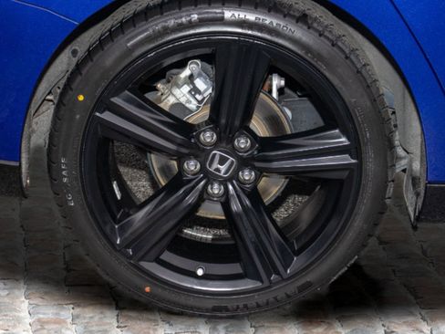 Certified 2024 Honda Accord Sport image 37