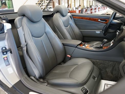 Used 2005 Mercedes-Benz SL 500 image 46