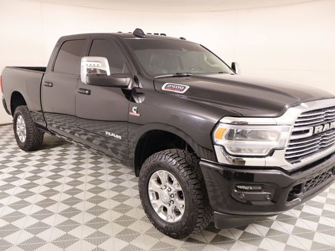 Used 2024 RAM 2500 Laramie w/ Safety Group AWD/4WD image 1