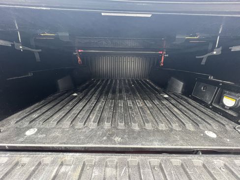 Used 2019 Toyota Tacoma TRD Off-Road image 25