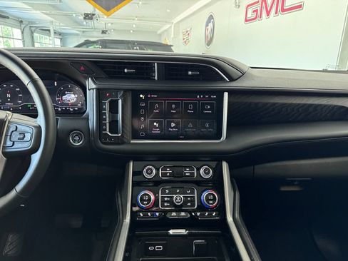 Certified 2024 GMC Yukon Denali AWD/4WD image 23