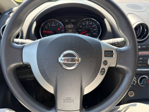Used 2013 Nissan Rogue S FWD image 18