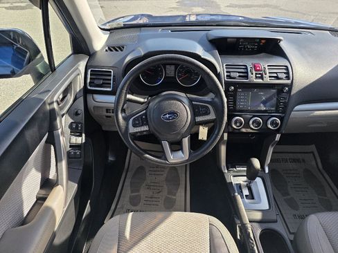 Used 2018 Subaru Forester 2.5i Premium w/ All-Weather Package image 15