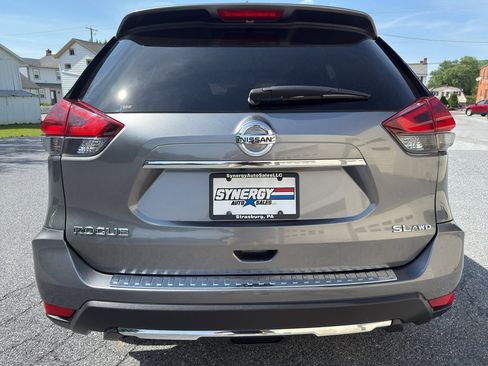 Used 2018 Nissan Rogue SL w/ Premium Package AWD/4WD image 4