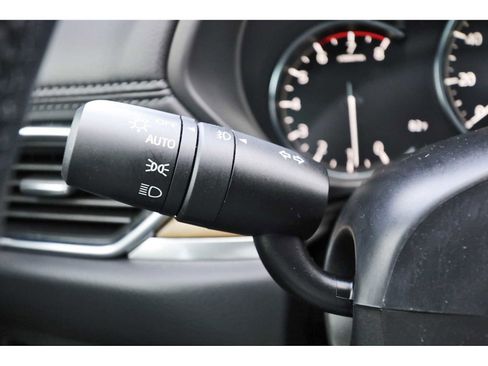 Used 2021 MAZDA CX-5 Signature image 17