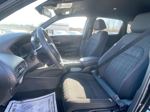 Used 2024 Honda HR-V Sport image 12