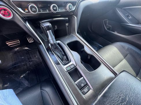 Used 2018 Honda Accord Sport image 33