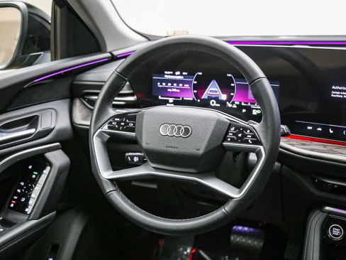 Certified 2025 Audi Q5 Premium w/ Convenience Package AWD/4WD image 16