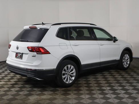 Used 2018 Volkswagen Tiguan SEL image 8