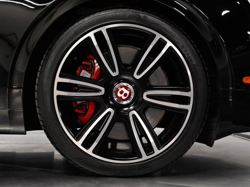 Used 2017 Bentley Flying Spur S V8 AWD/4WD image 16