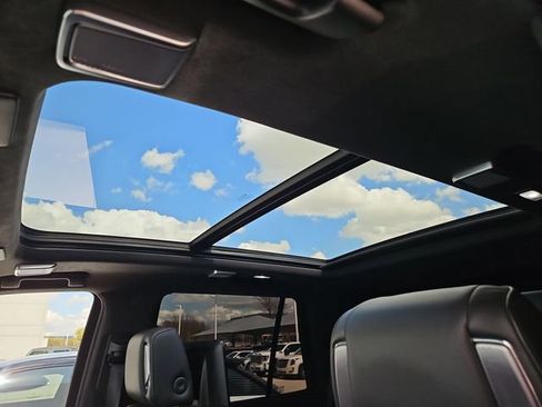 Used 2024 Cadillac Escalade V w/ Heavy-Duty Trailer Package image 9