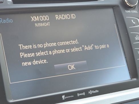 Used 2019 Toyota Highlander SE AWD/4WD image 24