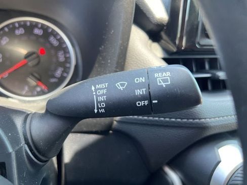 Used 2020 Toyota RAV4 LE w/ All Weather Liner Package AWD/4WD image 21