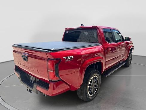 Used 2025 Toyota Tacoma TRD Sport w/ TRD Sport Upgrade Package AWD/4WD image 8