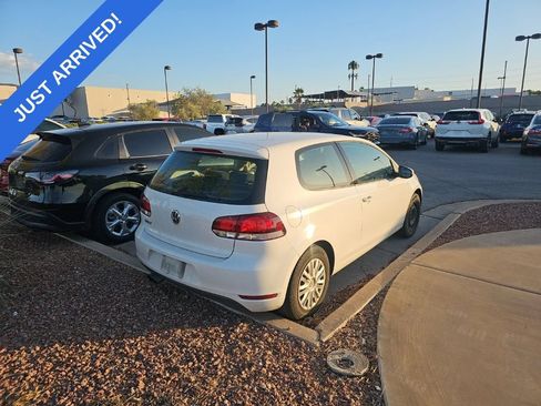 Used 2010 Volkswagen Golf 2-Door FWD image 3