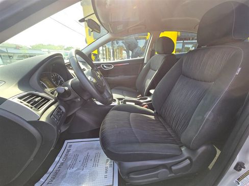 Used 2019 Nissan Sentra SV FWD image 10