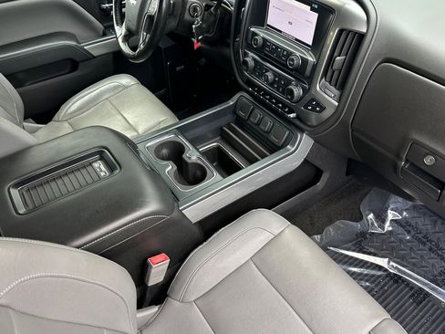 Used 2018 Chevrolet Silverado 1500 LTZ Z71 w/ Centennial Edition image 15