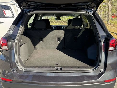 Used 2023 Chevrolet Equinox LT FWD image 16