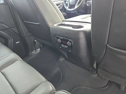 Used 2023 Chevrolet Suburban Z71 w/ Luxury Package AWD/4WD image 88