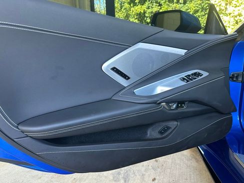 Used 2020 Chevrolet Corvette Stingray Preferred Cpe w/ 2LT Preferred Equipment Group RWD image 8