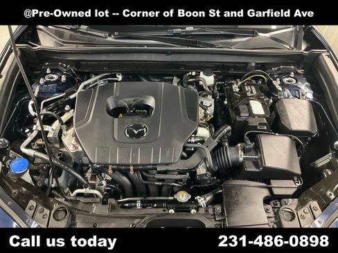 Used 2025 MAZDA CX-30 AWD 2.5 S w/ Preferred Package image 3