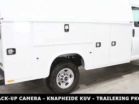 New 2025 GMC Savana 3500 w/ Power Convenience Package image 38