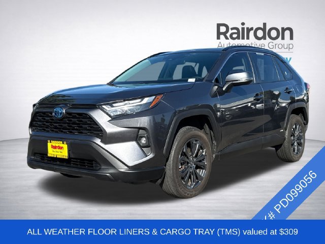 Used 2023 Toyota RAV4 XLE Premium AWD/4WD image 3