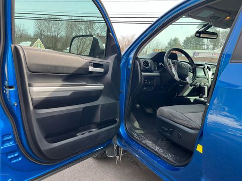 Used 2016 Toyota Tundra SR5 image 11