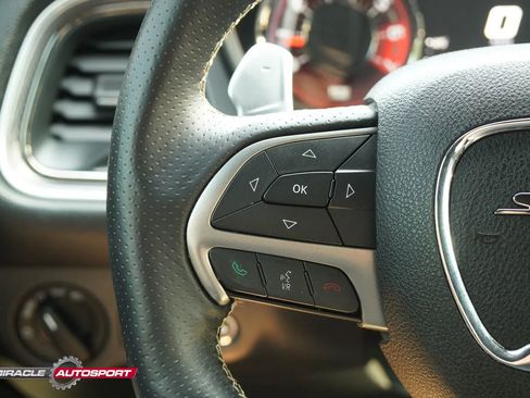 Used 2015 Dodge Challenger SRT Hellcat image 35