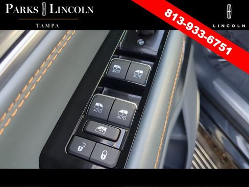 Used 2023 Jeep Grand Wagoneer L Series III AWD/4WD image 18