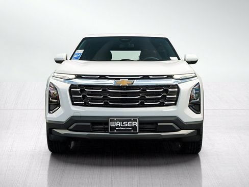 New 2026 Chevrolet Equinox LT AWD/4WD image 2