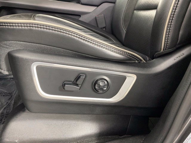 Used 2020 RAM 1500 Laramie AWD/4WD image 18