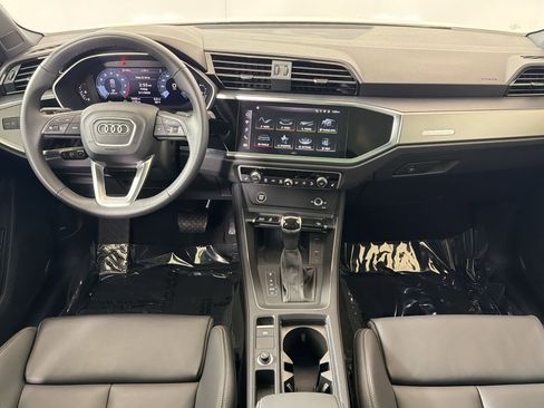 Certified 2025 Audi Q3 2.0T Premium w/ Convenience Package AWD/4WD image 24