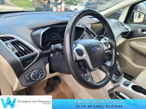 Used 2013 Ford C-MAX SEL FWD image 11