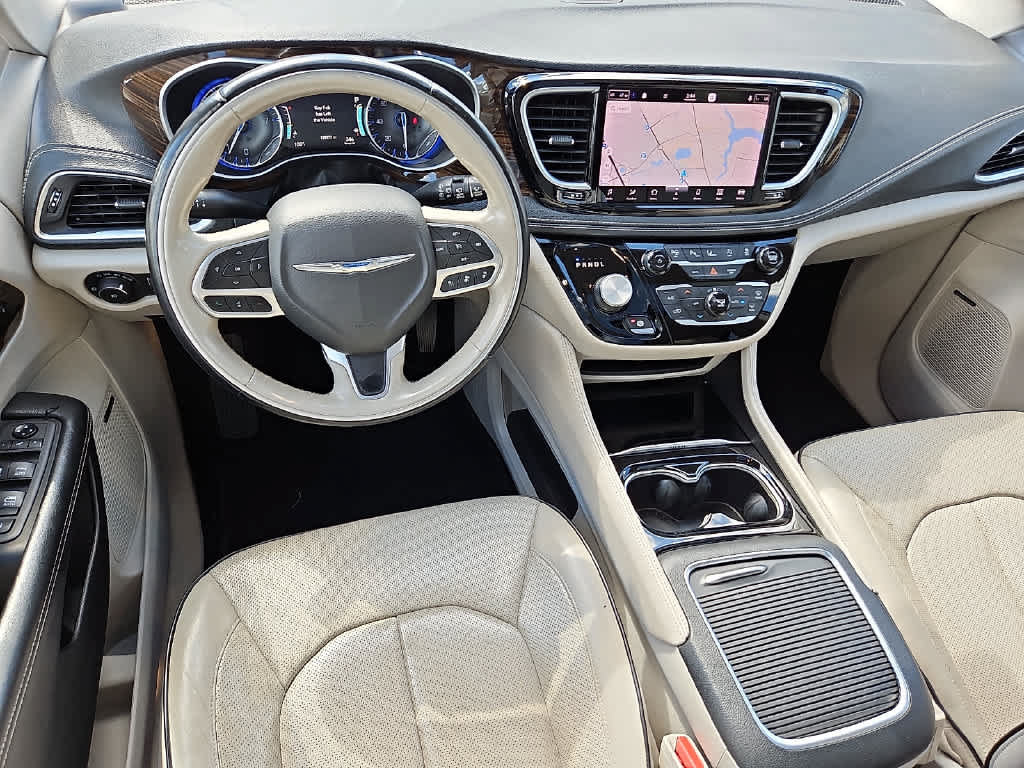 Used 2021 Chrysler Pacifica Limited w/ Premium & Safety Sphere Group AWD/4WD image 1