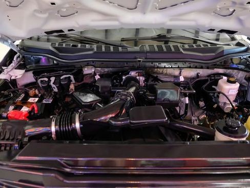 Used 2022 Ford F250 XL w/ STX Appearance Package image 7