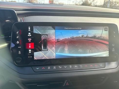 Used 2024 Dodge Charger R/T w/ Plus Group image 49