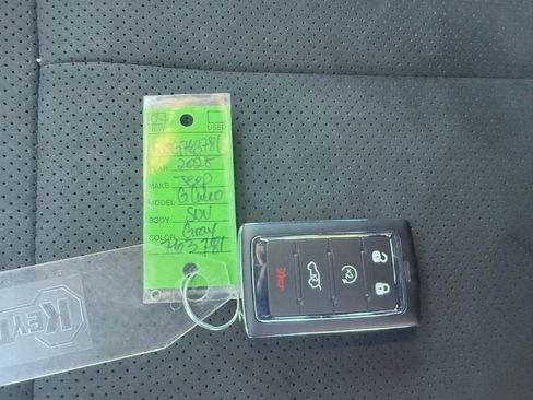 New 2025 Jeep Grand Cherokee Altitude image 35