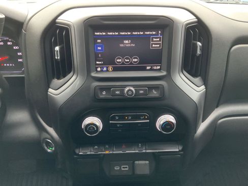 Used 2023 GMC Sierra 1500 Pro AWD/4WD image 29