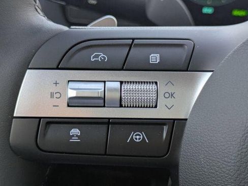 New 2026 Hyundai Tucson Limited image 24