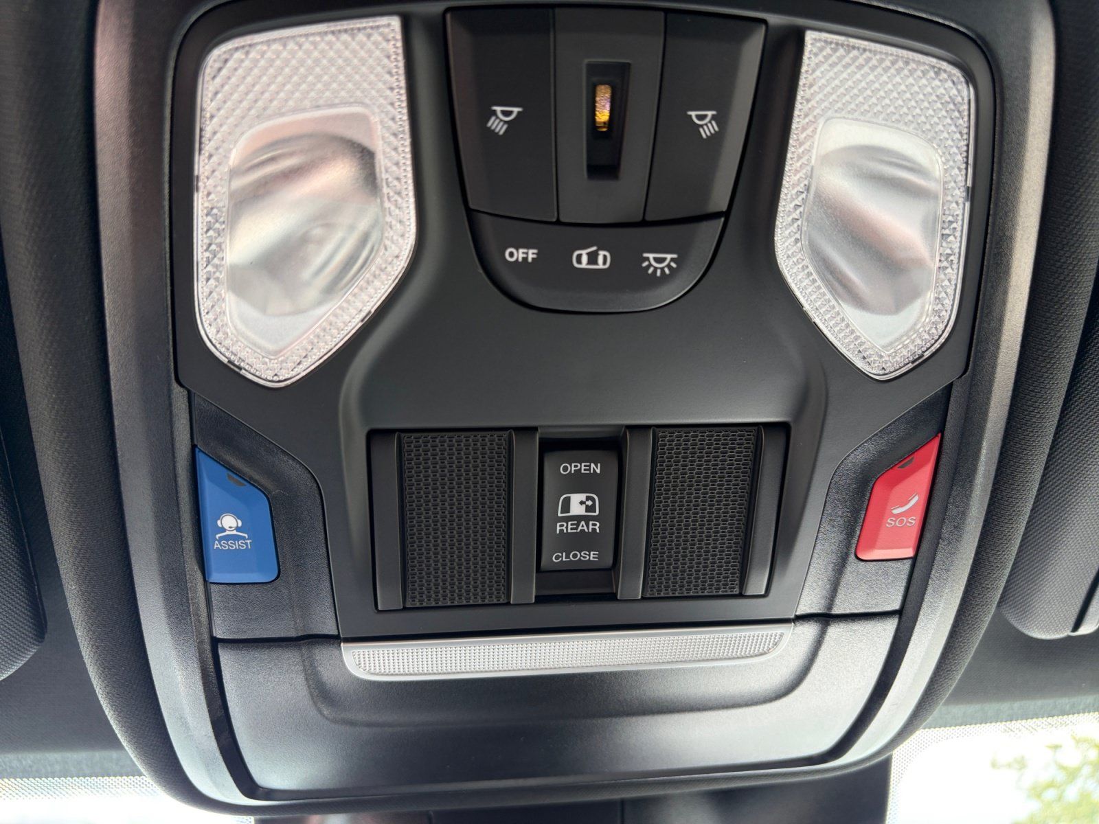 New 2027 RAM 3500 Tradesman AWD/4WD image 26