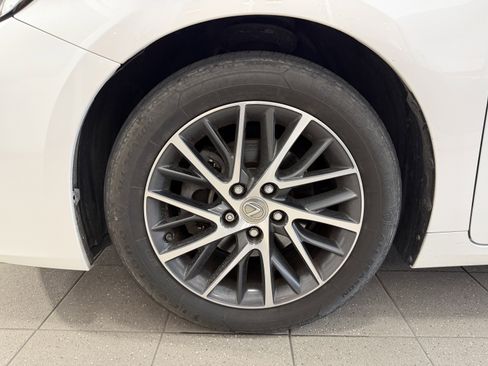 Used 2016 Lexus ES 350 w/ Luxury Package w/Wood Trim FWD image 5