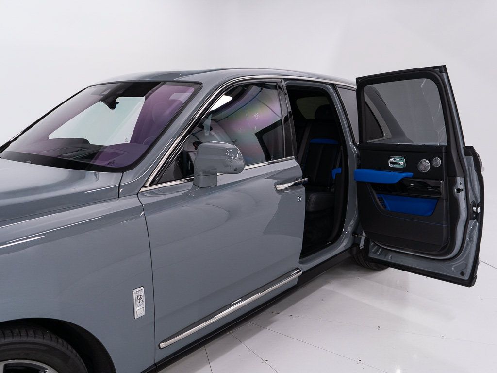 Certified 2022 Rolls-Royce Cullinan w/ Technology Package AWD/4WD image 20