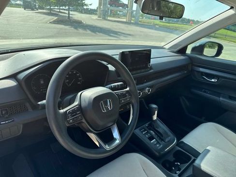Used 2024 Honda CR-V EX image 3