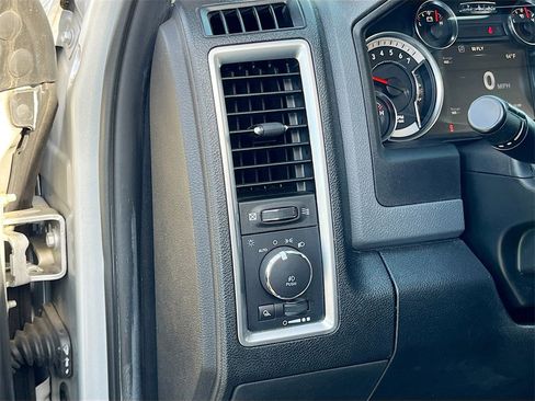 Used 2017 RAM 1500 Big Horn image 10